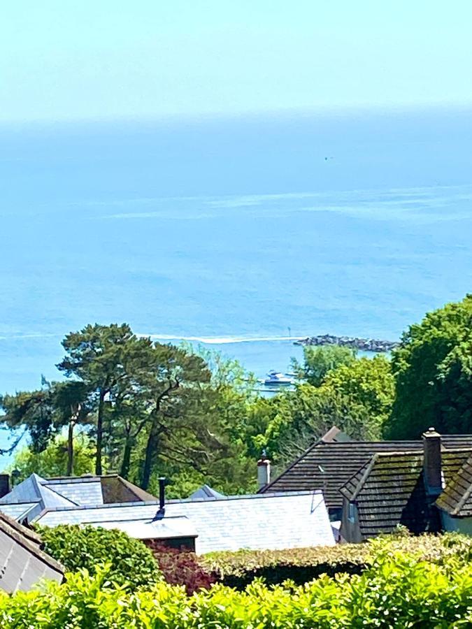 One Of The Best Properties In Lyme! Breathtaking Views Across The Whole Bay. 3 Stories With 2 Tier Veranda Around The Property. Sleeps 6 Лайм-Реджис Экстерьер фото